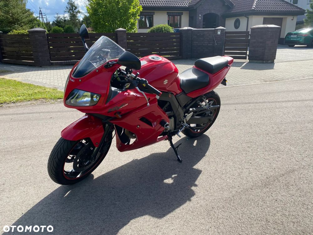 Suzuki SV - 8