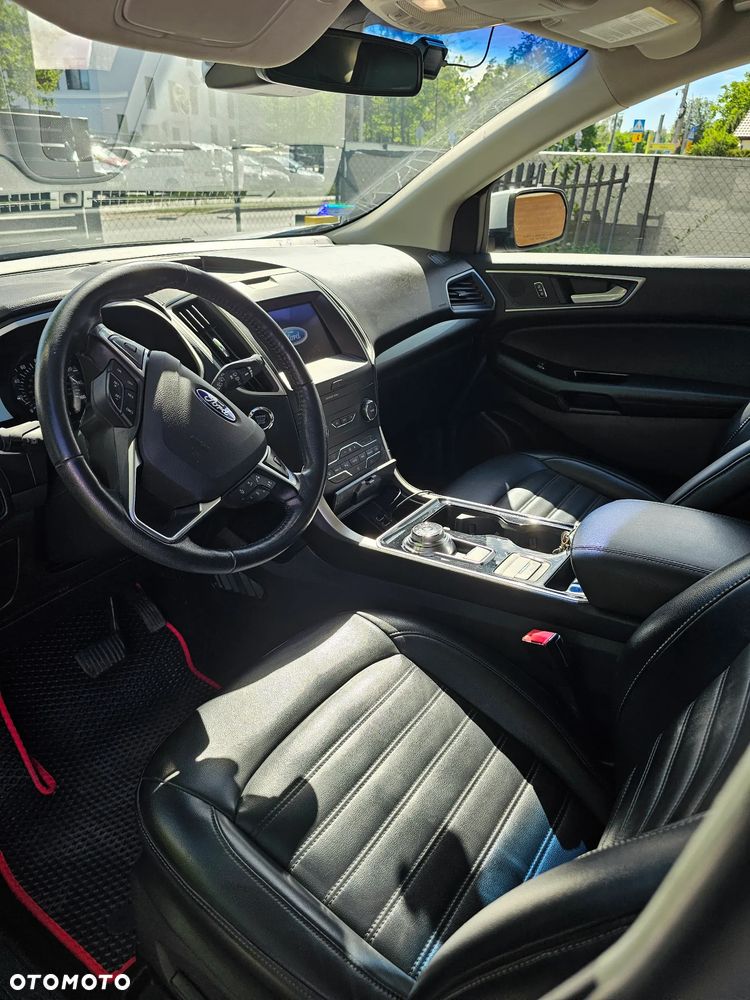 Ford Edge - 10