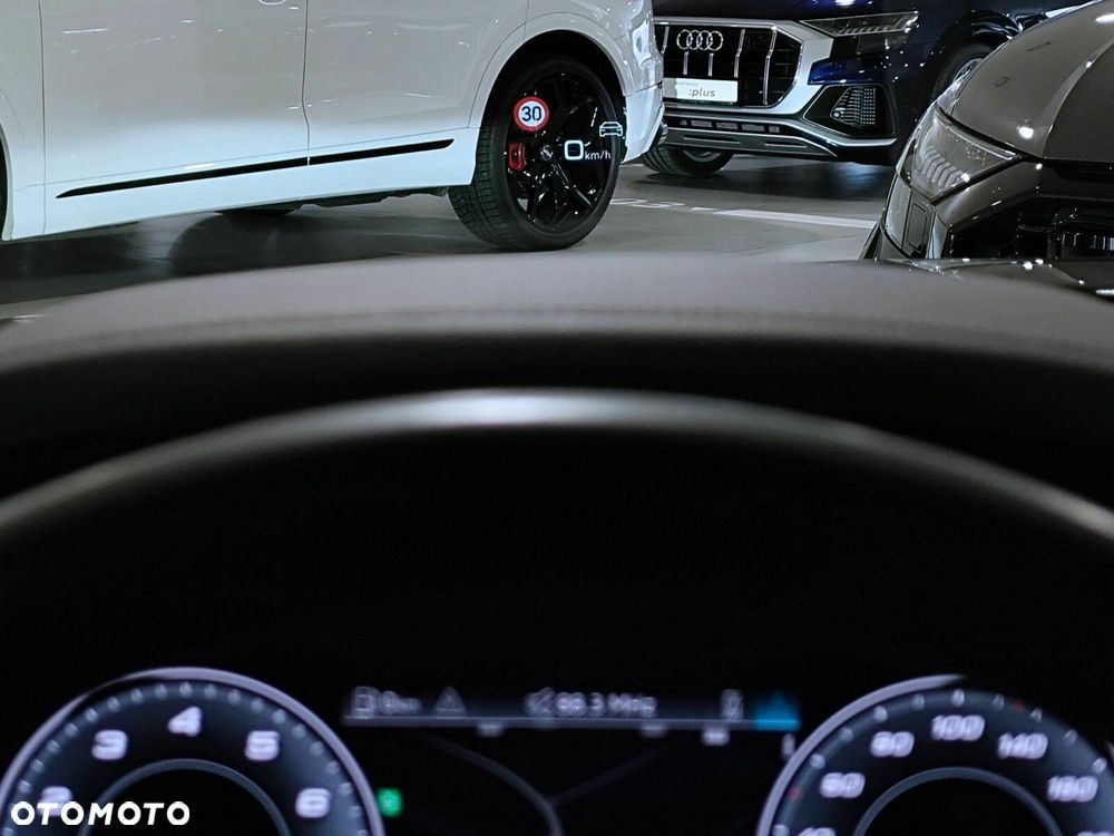 Audi S8 - 17