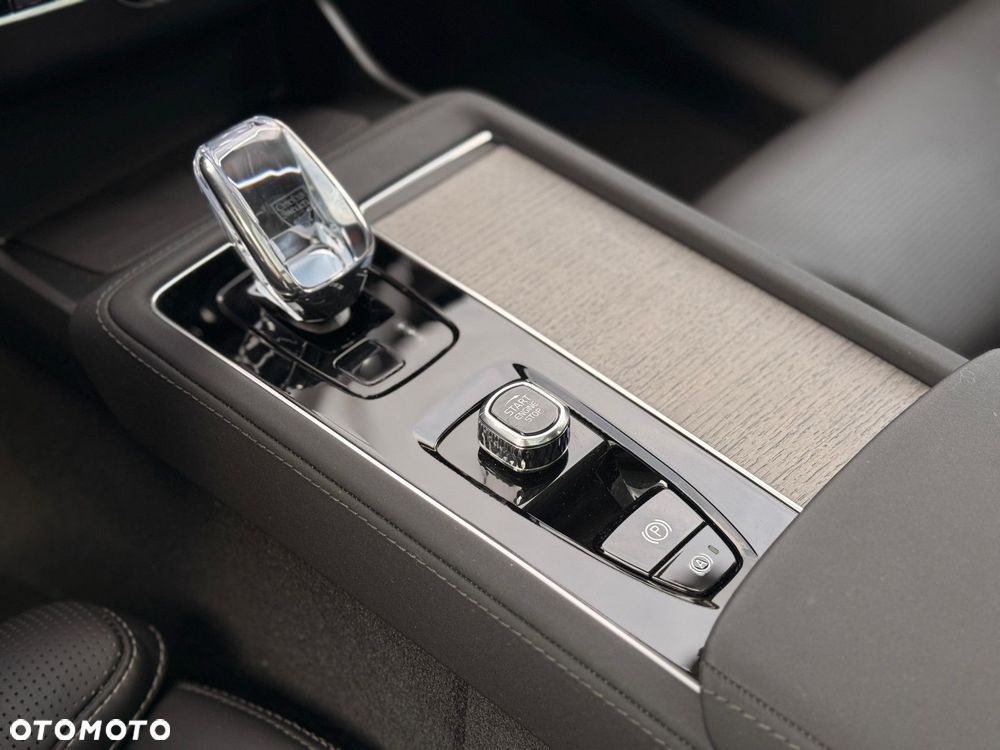 Volvo XC 90 - 24
