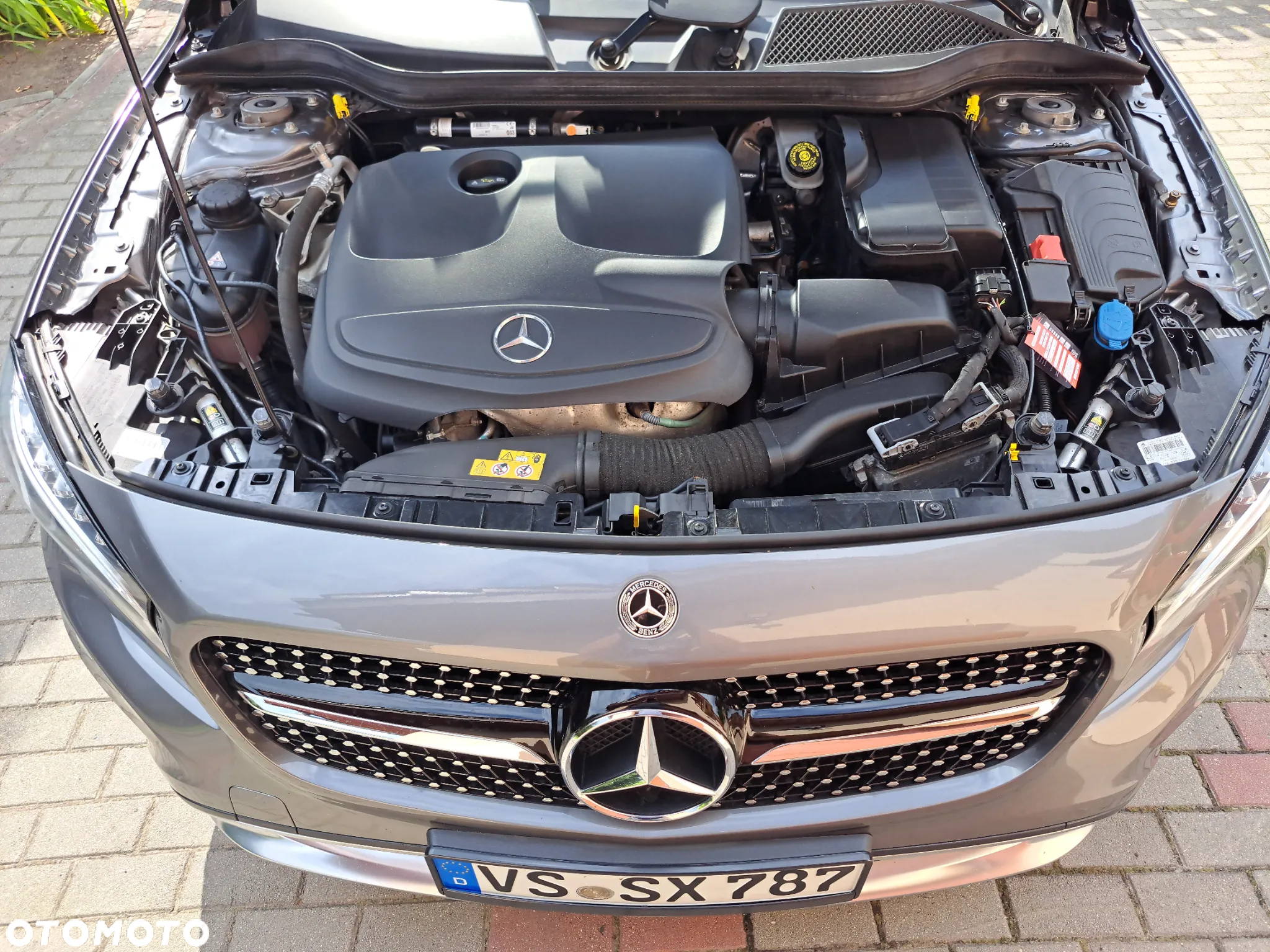 Mercedes-Benz GLA 180 UrbanStyle Edition - 26