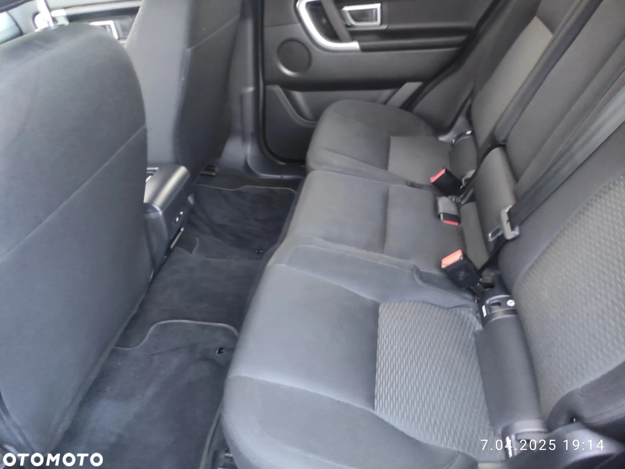 Land Rover Discovery Sport 2.0 TD4 SE - 14