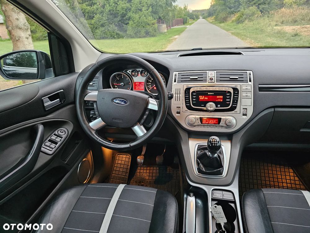 Ford Kuga 2.0 TDCi 4x4 Champions Edition - 10