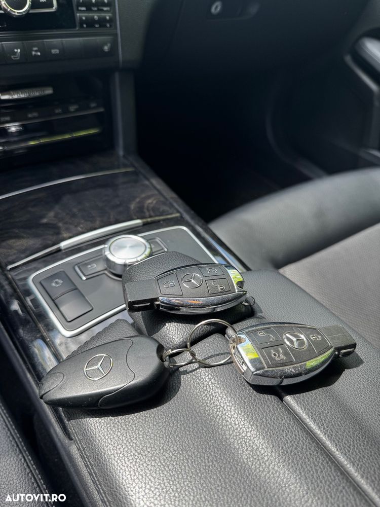 Mercedes-Benz E - 21