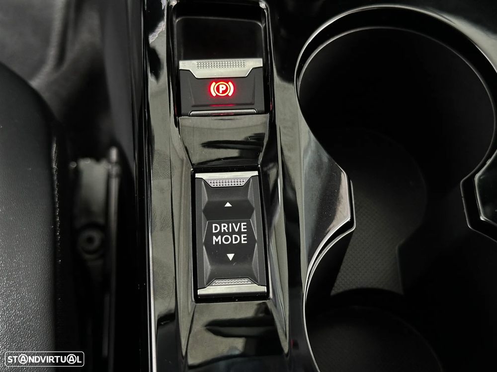 Peugeot 2008 1.5 BlueHDi Allure - 30