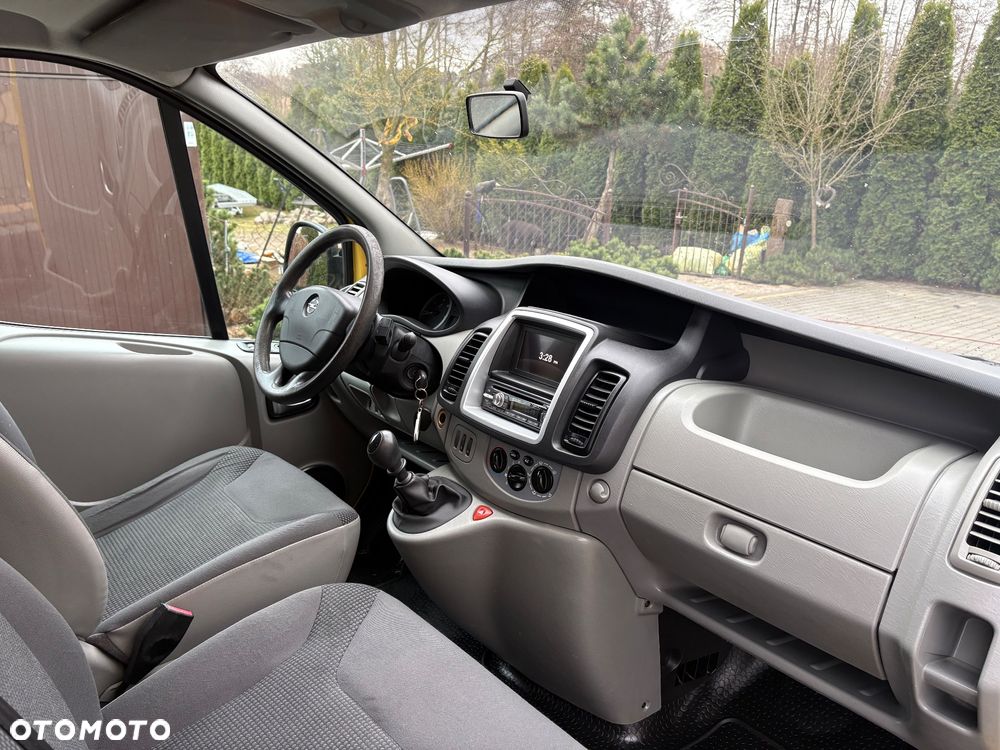 Opel Vivaro - 20