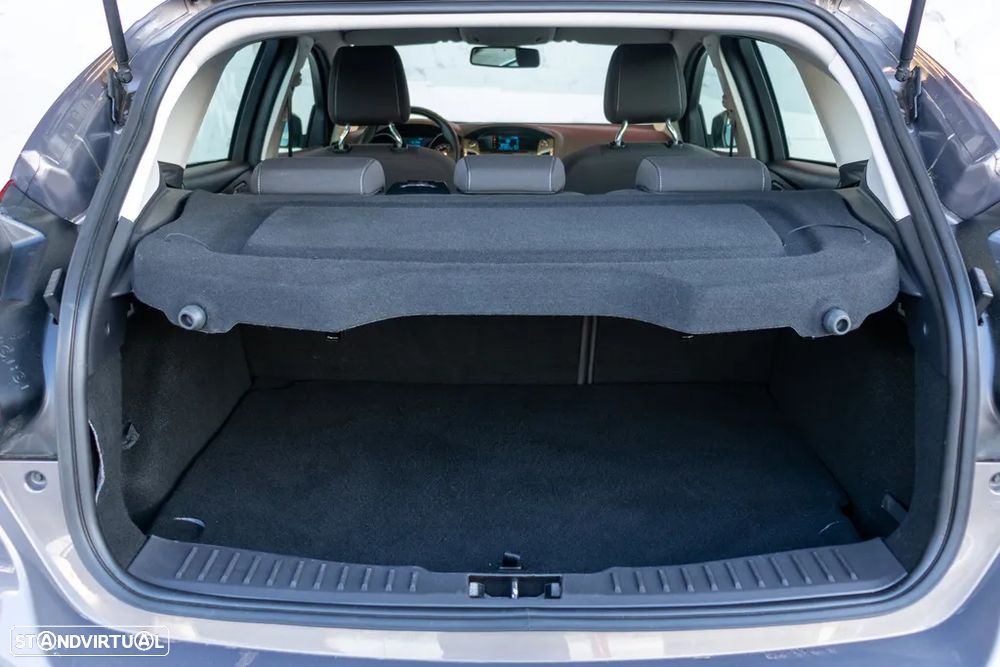 Ford Focus 1.0 EcoBoost S&S SYNC Edition - 13