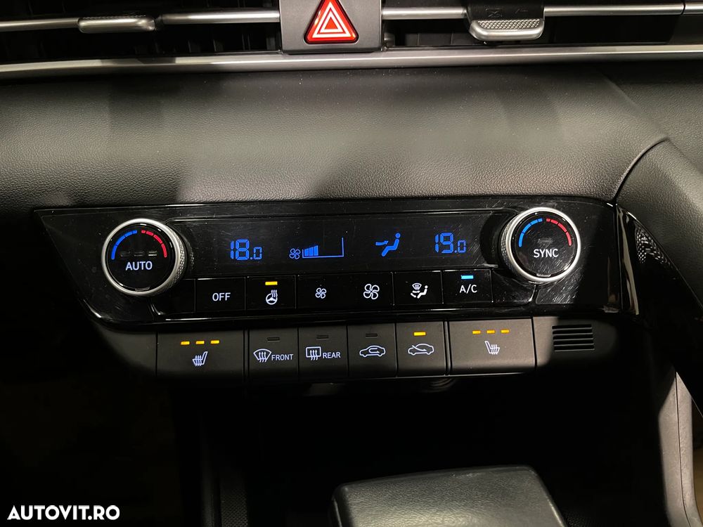 Hyundai Elantra 1.6 l 123 CP CVT Highway - 16