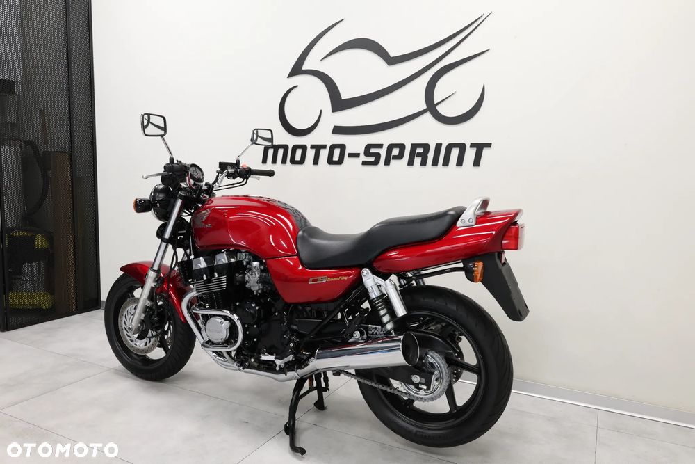 Honda CB - 10
