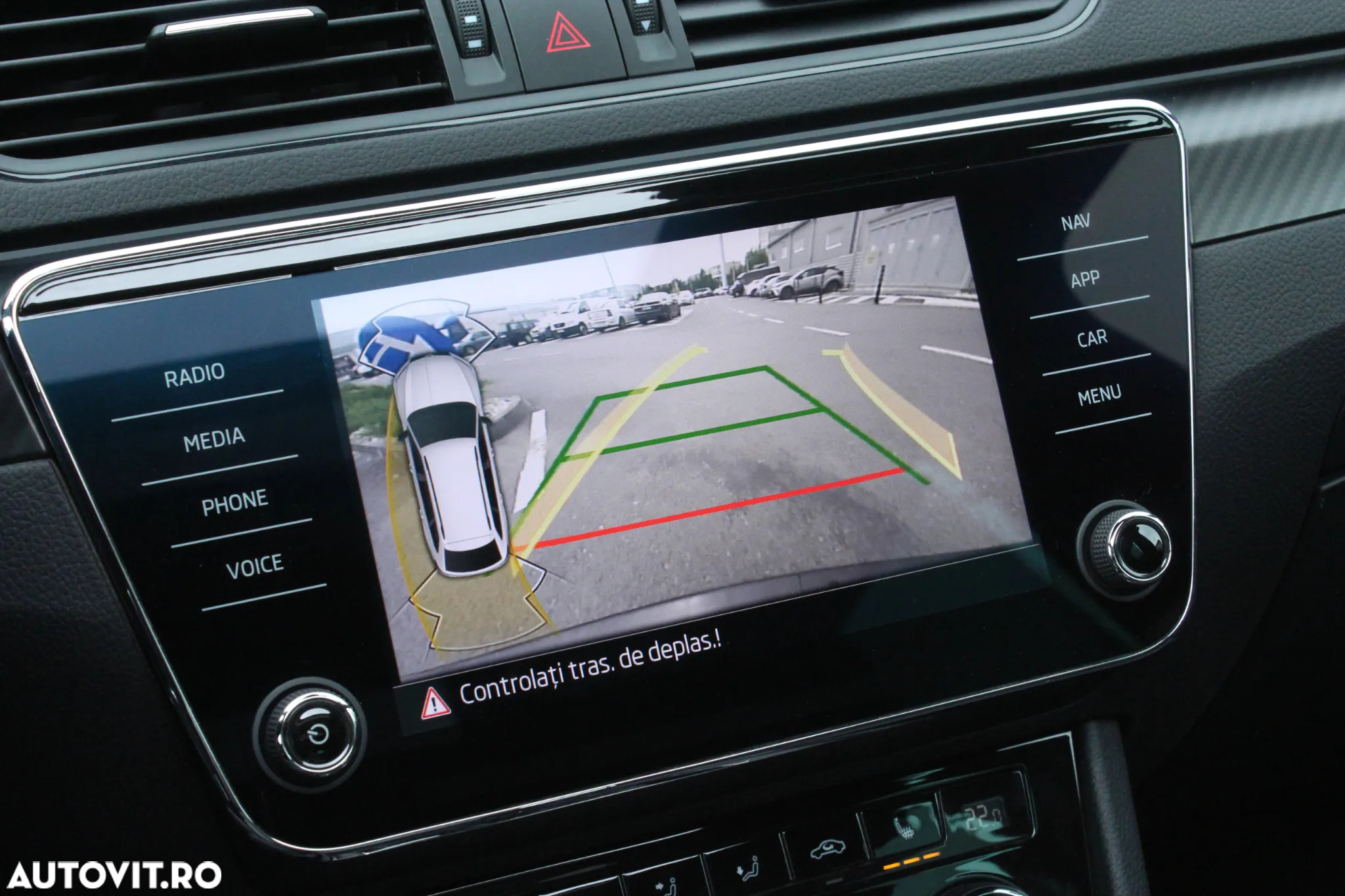 Skoda Superb 1.5 TSI DSG Sportline - 19