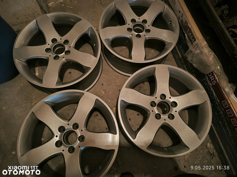 Alufelgi 17'' w bardzo dobrym stanie - 1