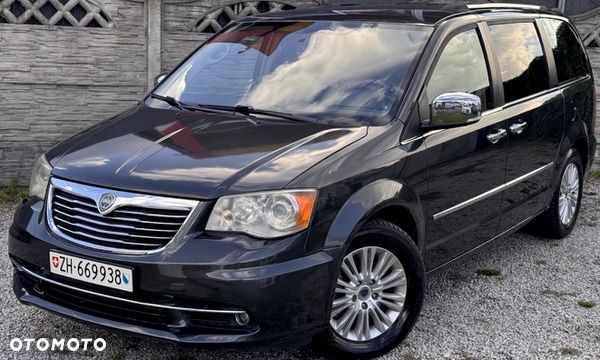 Lancia Voyager 2.8CRD Platinum