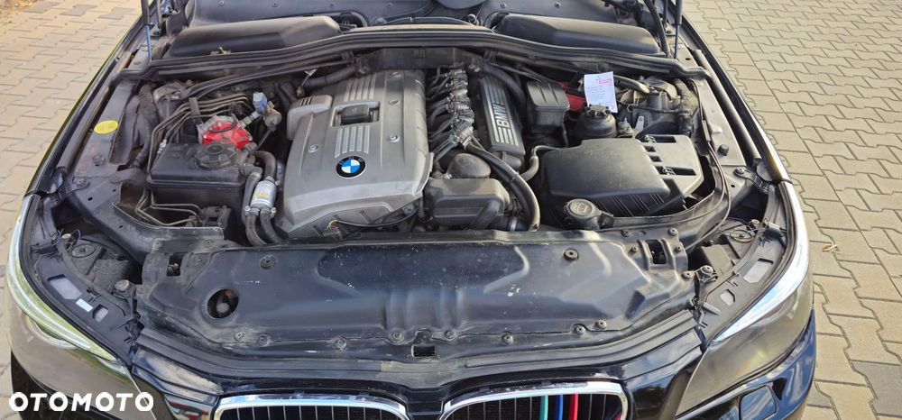 BMW Seria 5 530xi - 32