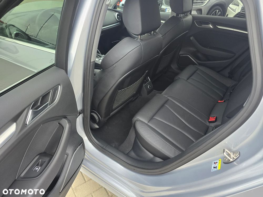 Audi A3 Sportback - 9