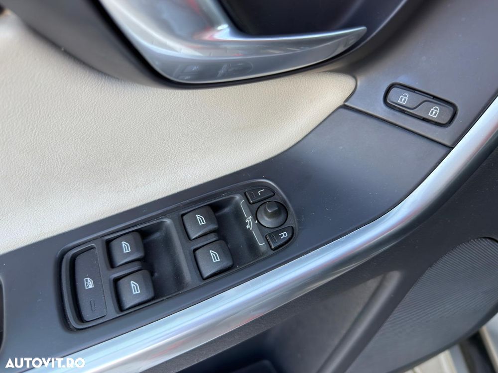 Volvo XC 60 D4 Geartronic Ocean Race - 13