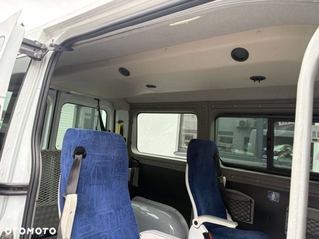 Nissan NV400 - 16