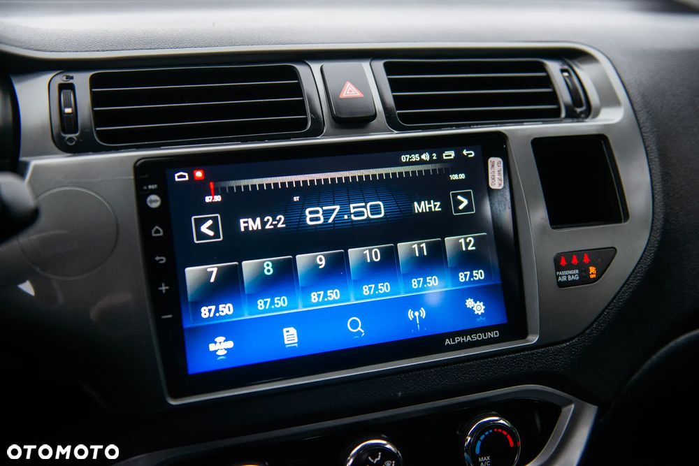 Kia Rio 1.2 Business Line - 32