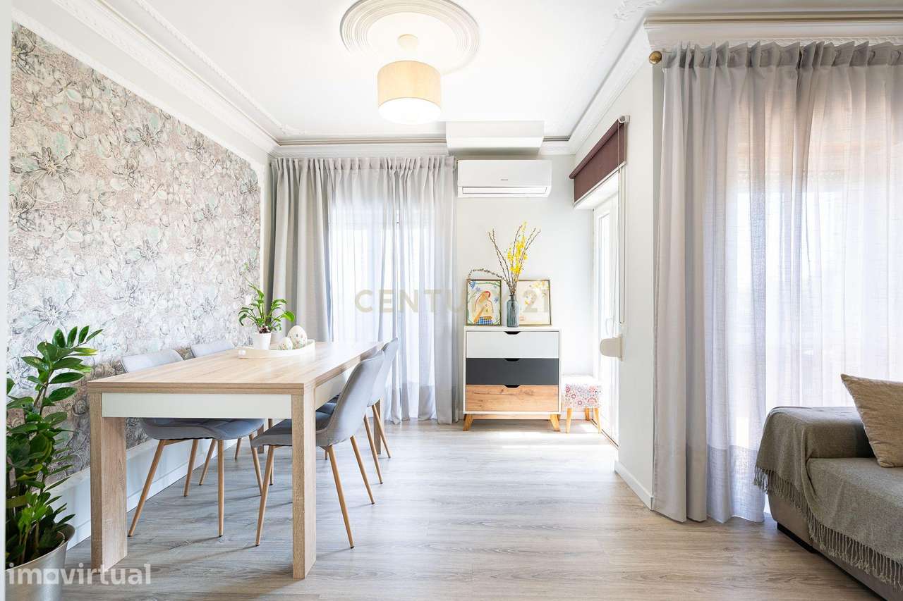 Apartamento Renovado na Sobreda da Caparica, Almada - Grande imagem: 2/36