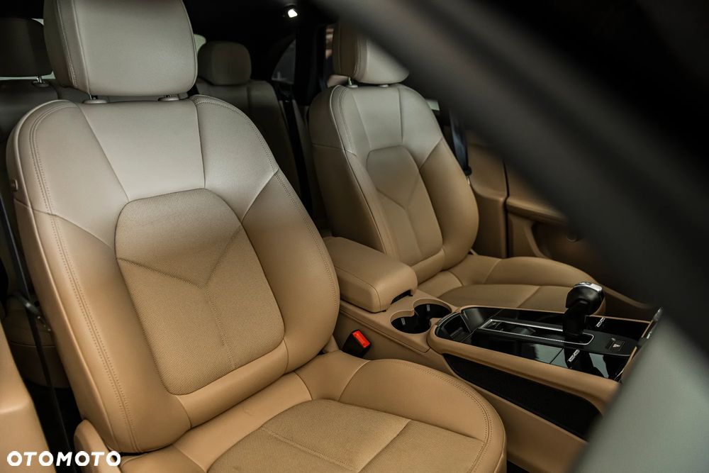 Porsche Macan Standard - 34