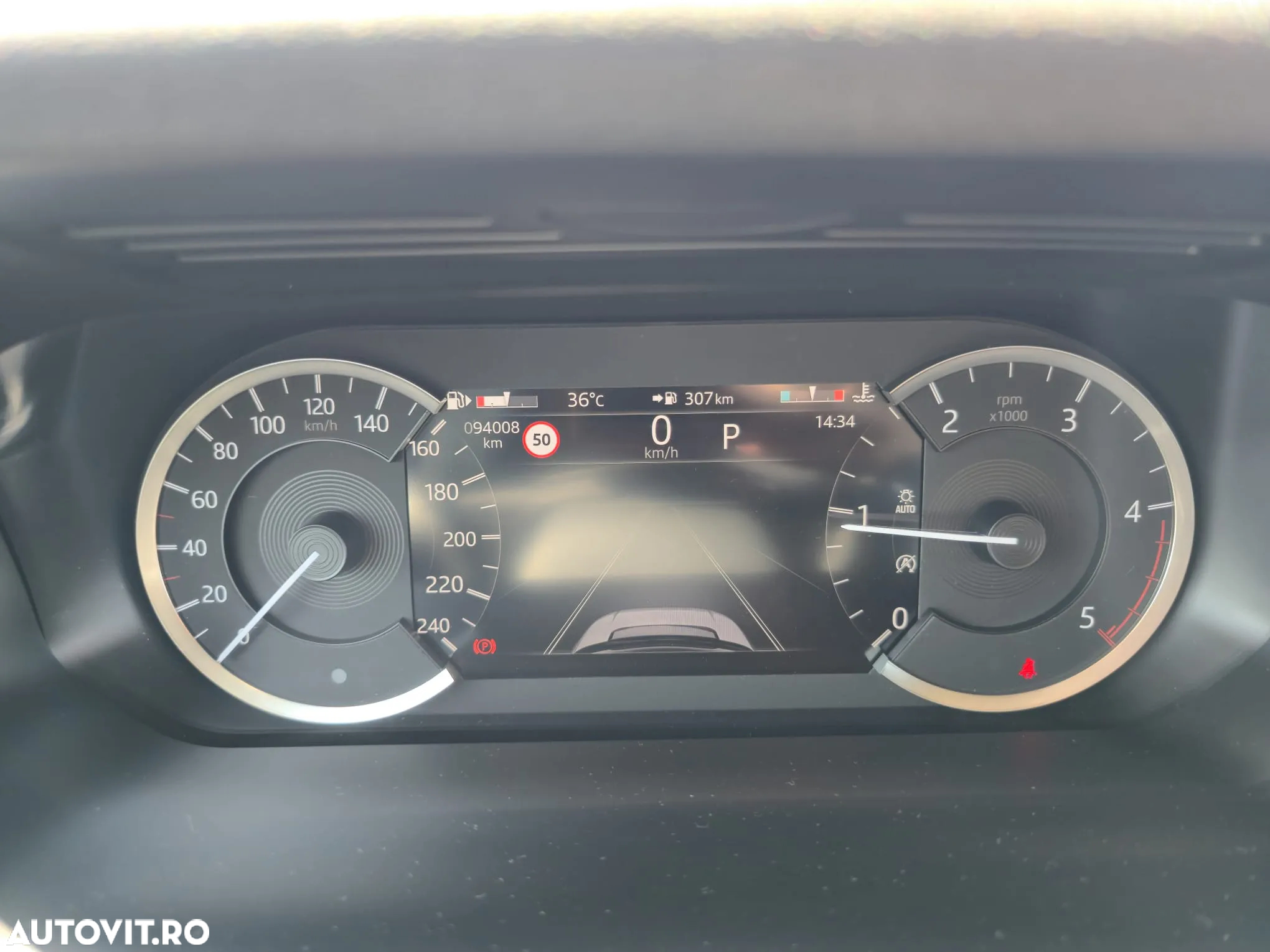 Land Rover Discovery Sport 2.0 D165 MHEV SE - 3