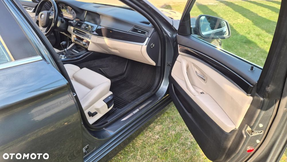 BMW Seria 5 520d - 11