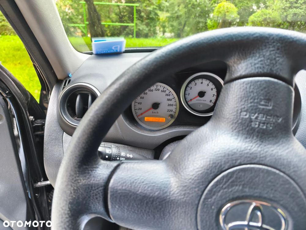 Toyota RAV4 1.8 VVT-i 4x2 - 15