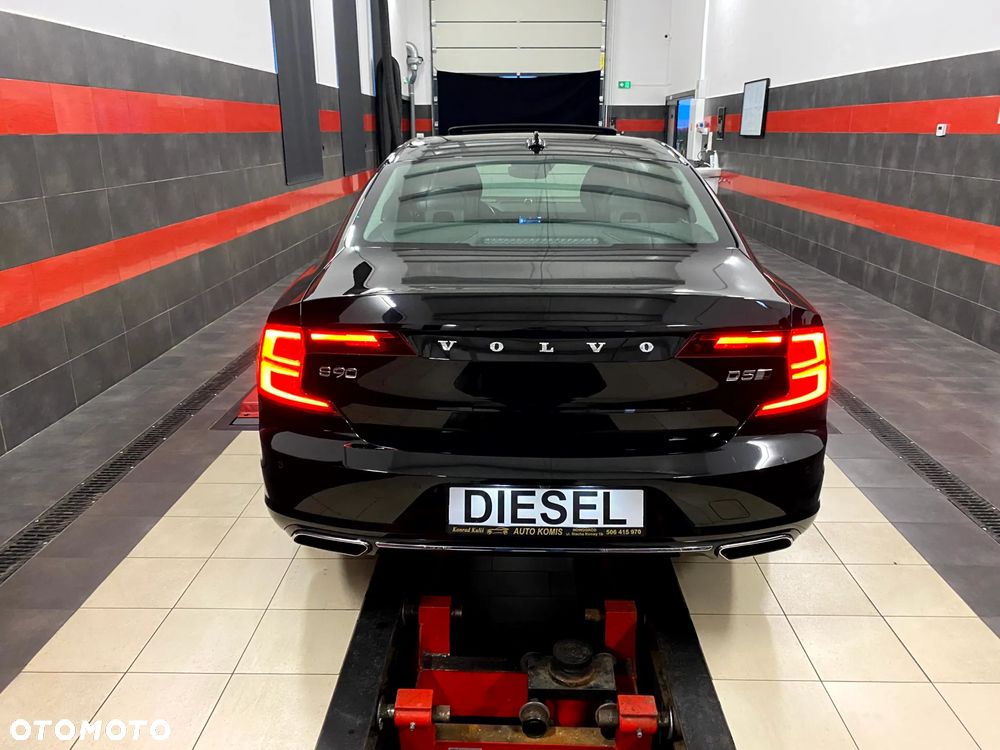 Volvo S90 D5 AWD Momentum - 13