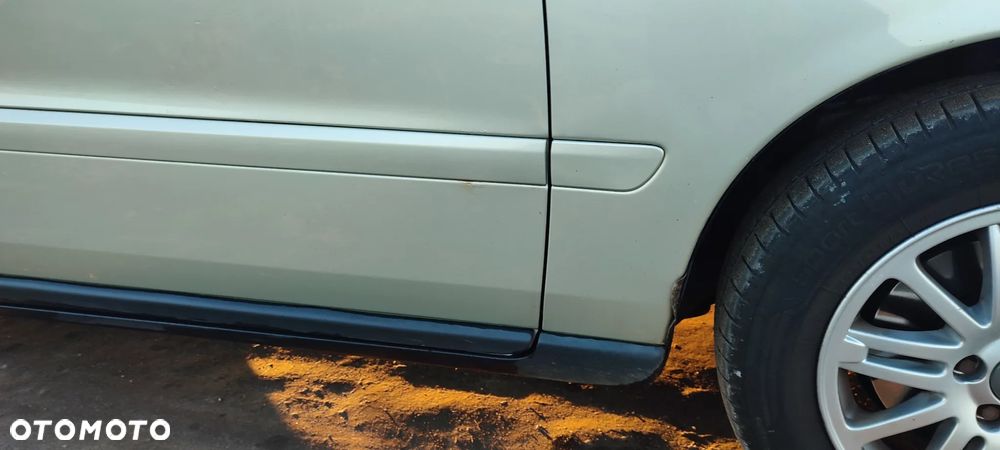 Volvo V70 2.4 Kinetic - 31