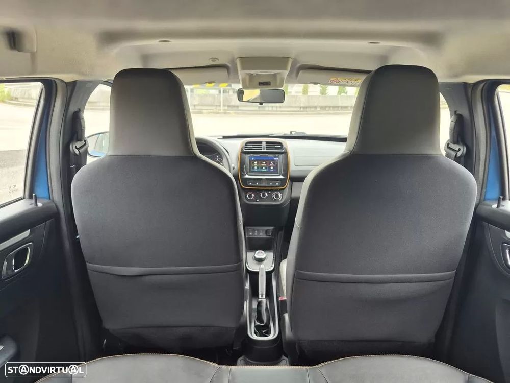 Dacia Spring - 15