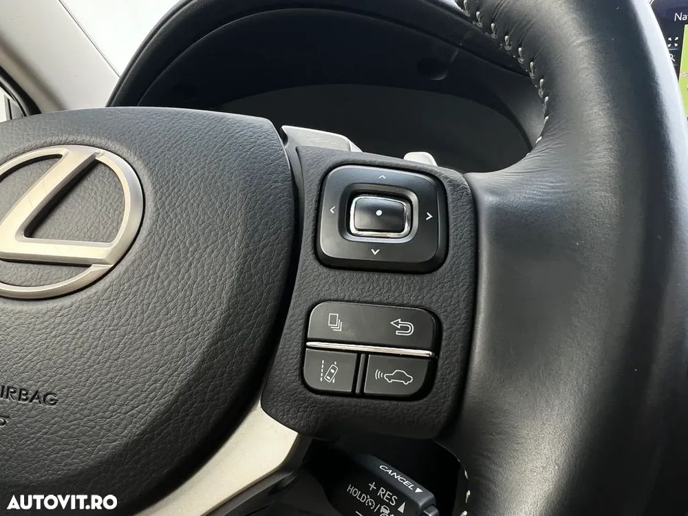 Lexus Seria NX 300h Executive Line - 14