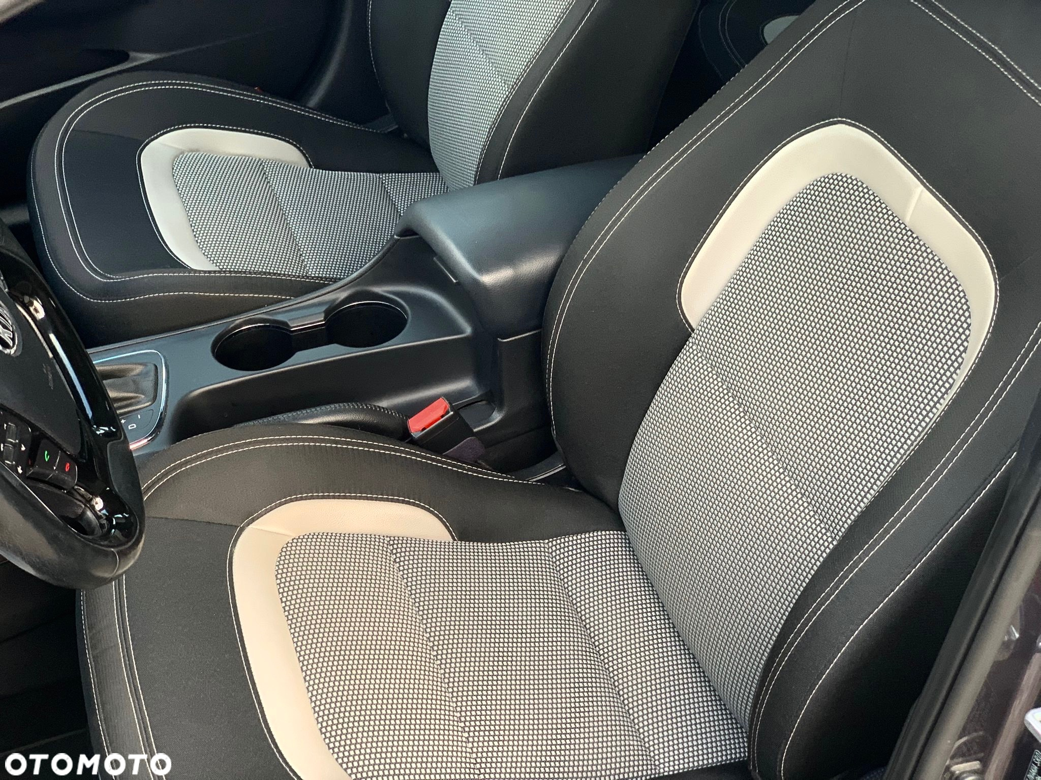 Kia Ceed 1.6 GDI DCT SW Platinum Edition - 11