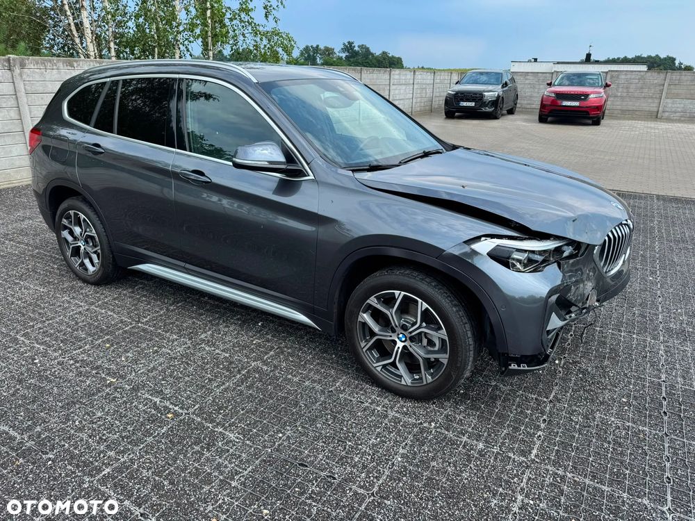 BMW X1 sDrive20i Advantage - 16