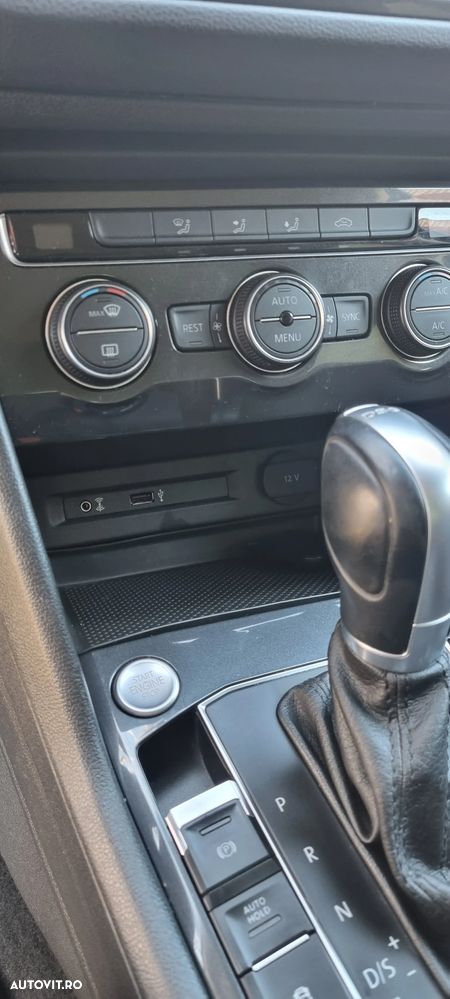 Volkswagen Tiguan 2.0 TDI 4Mot DSG Comfortline - 11