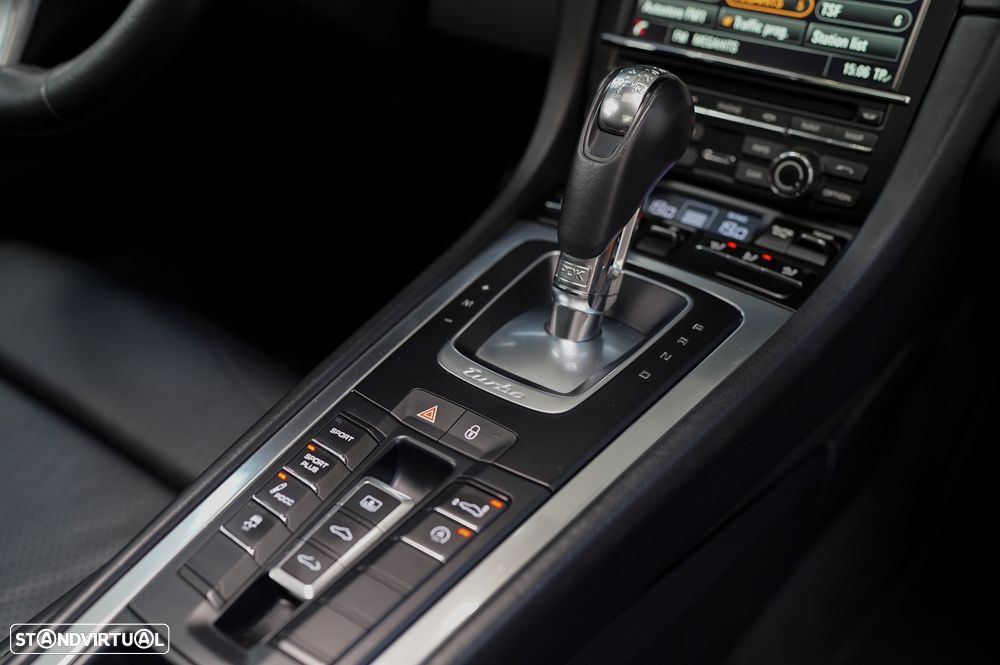 Porsche 911 (991) Turbo PDK - 27
