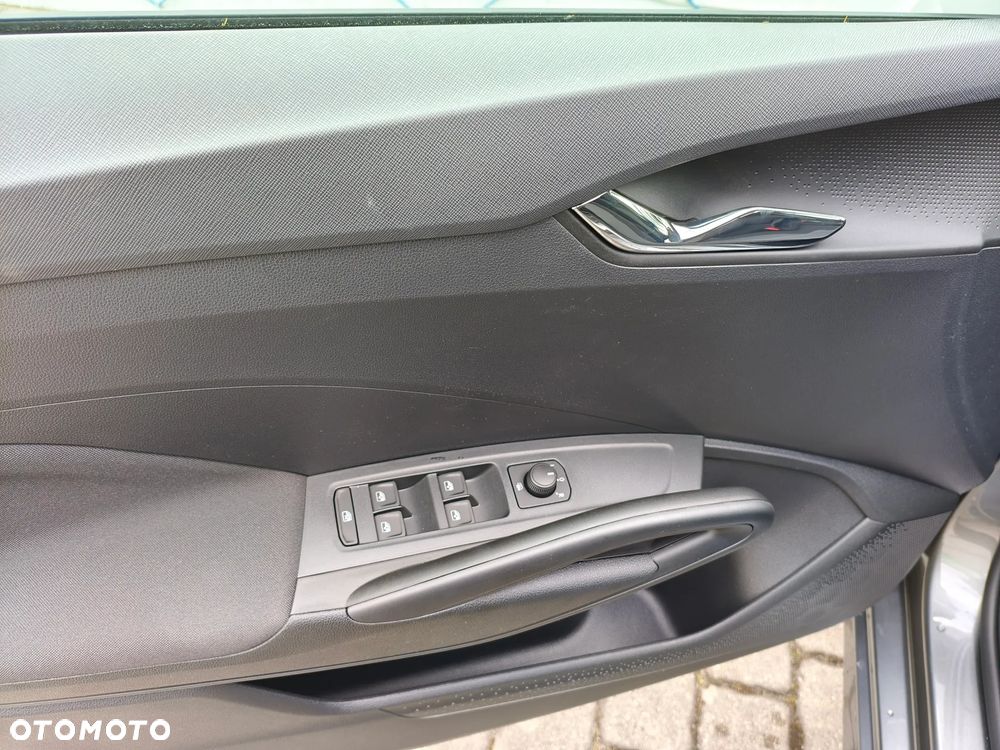 Skoda Fabia 1.0 TSI Drive DSG - 18