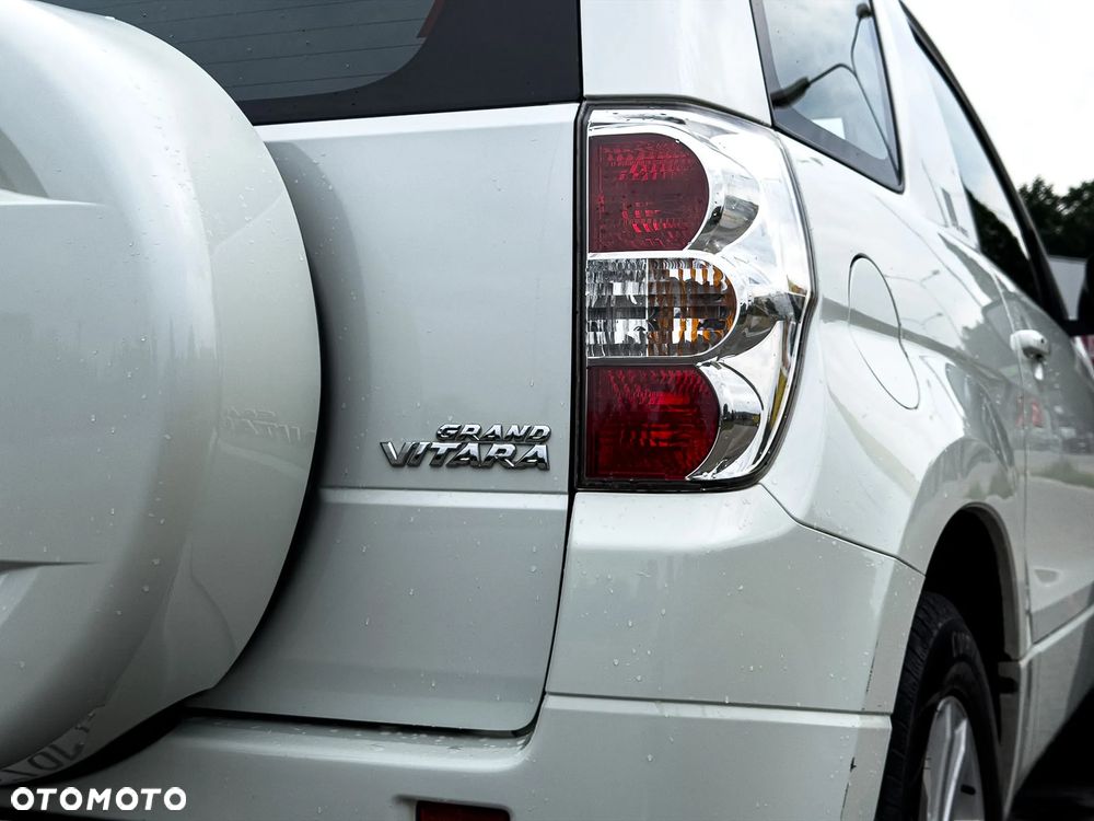 Suzuki Grand Vitara 1.6 De luxe - 6
