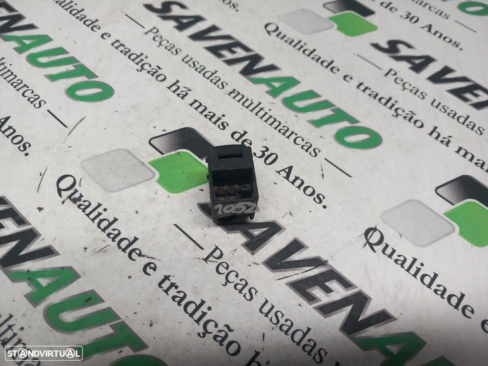 Botão / Botões / Comutador Vidro Esq Volkswagen Golf Iv (1J1) - 2