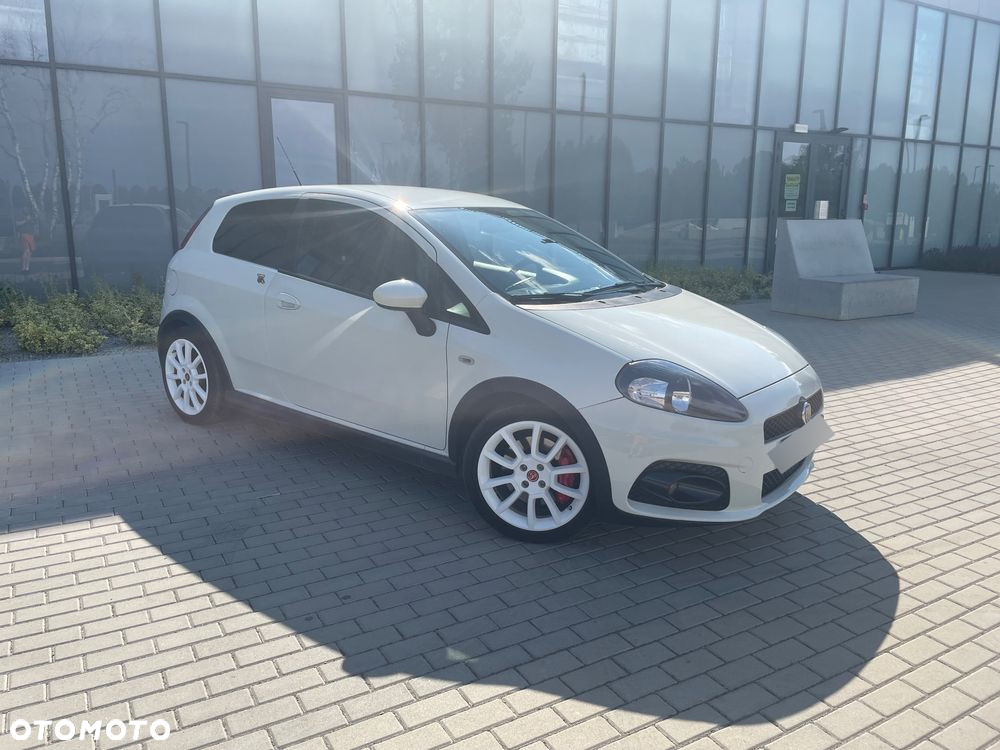 Abarth Grande Punto - 3
