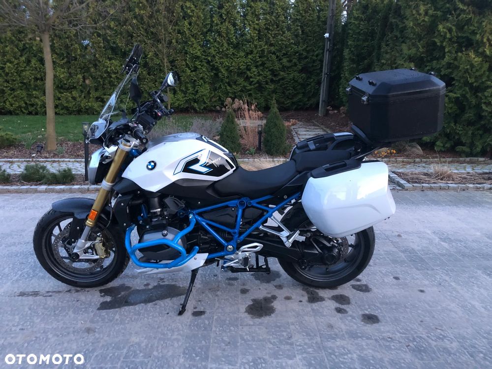 BMW R - 6