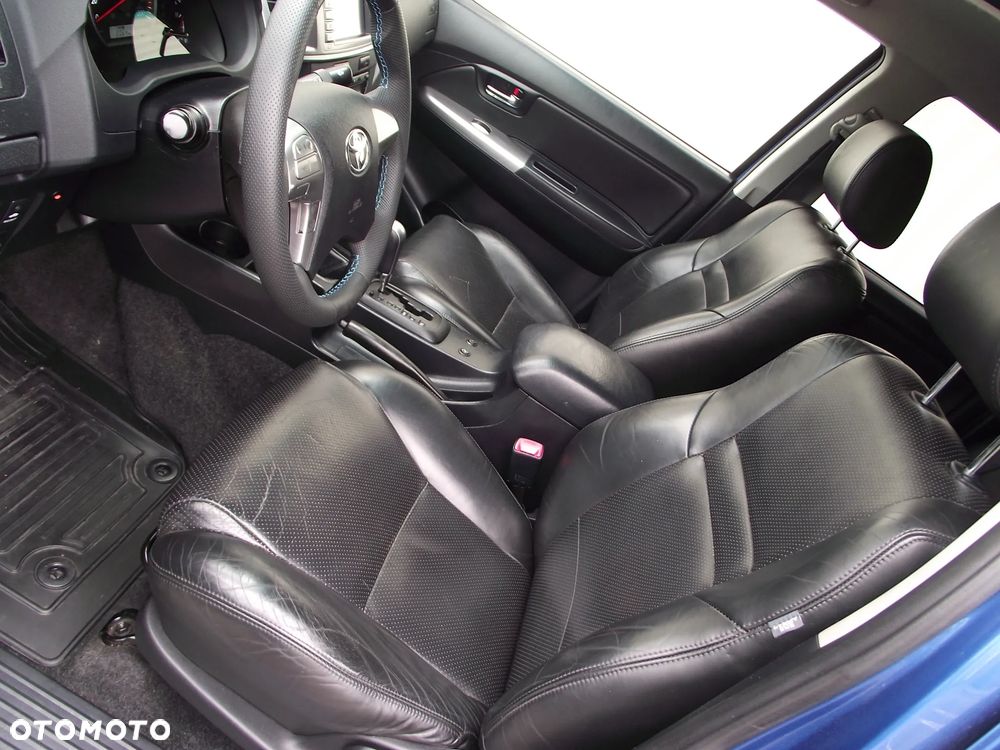 Toyota Hilux 3.0 D-4D Invincible - 18