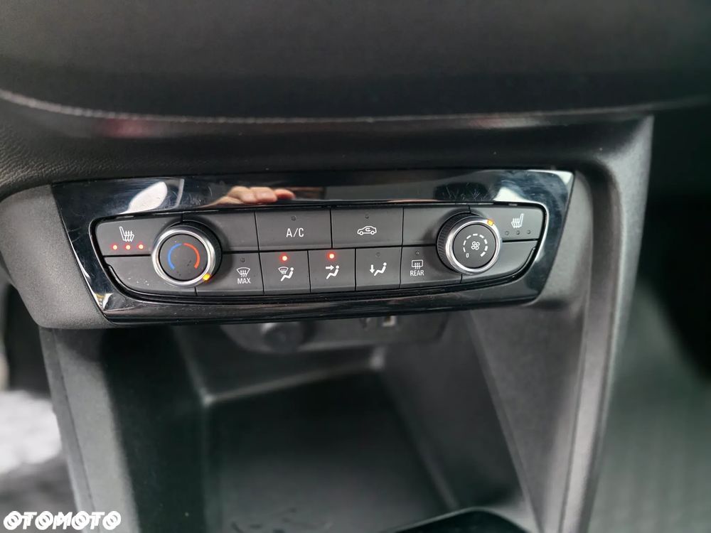 Opel Corsa 1.5 D Elegance S&S - 24