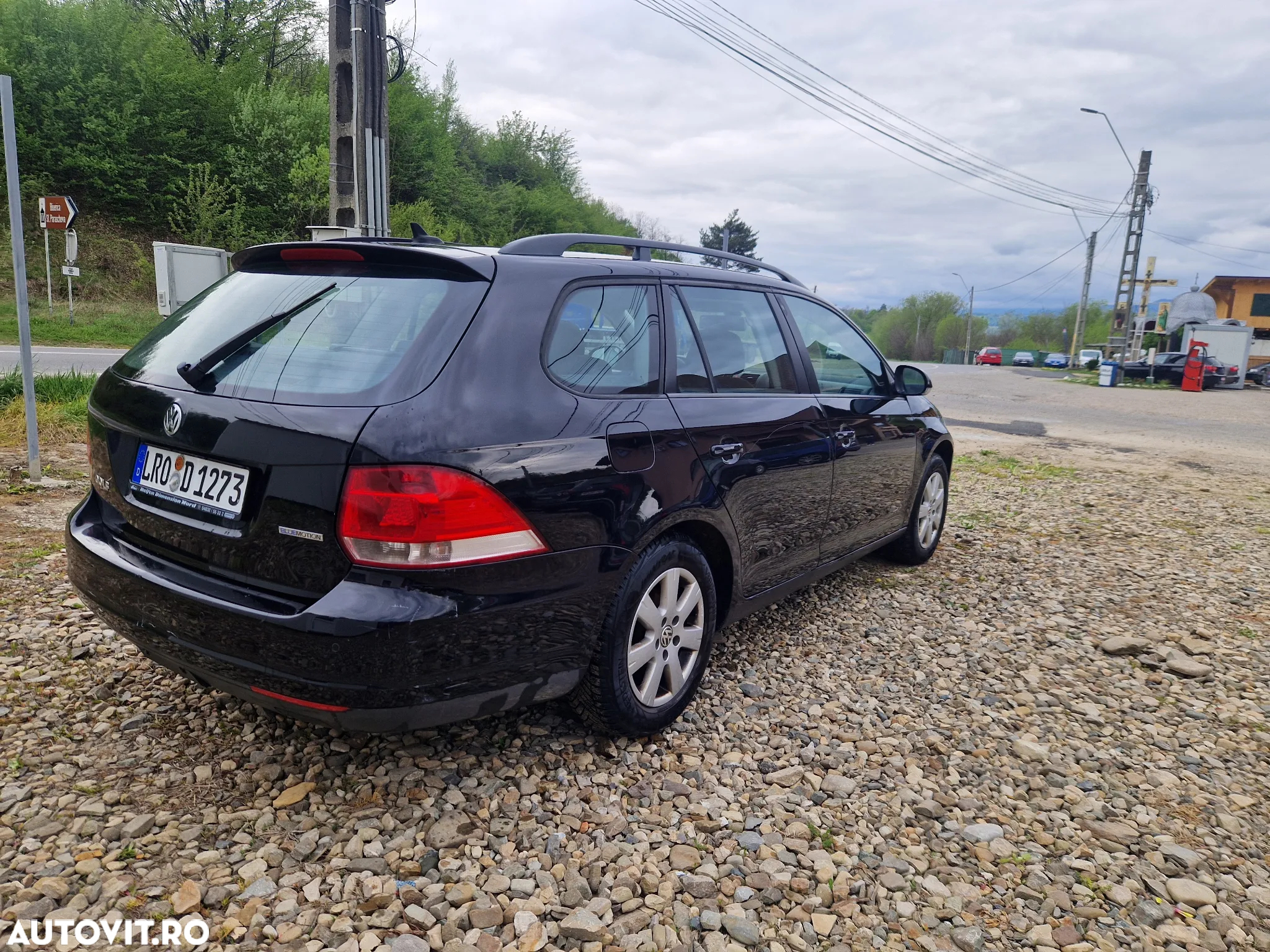 Volkswagen Golf 1.9 TDI BlueMotion Comfortline - 4