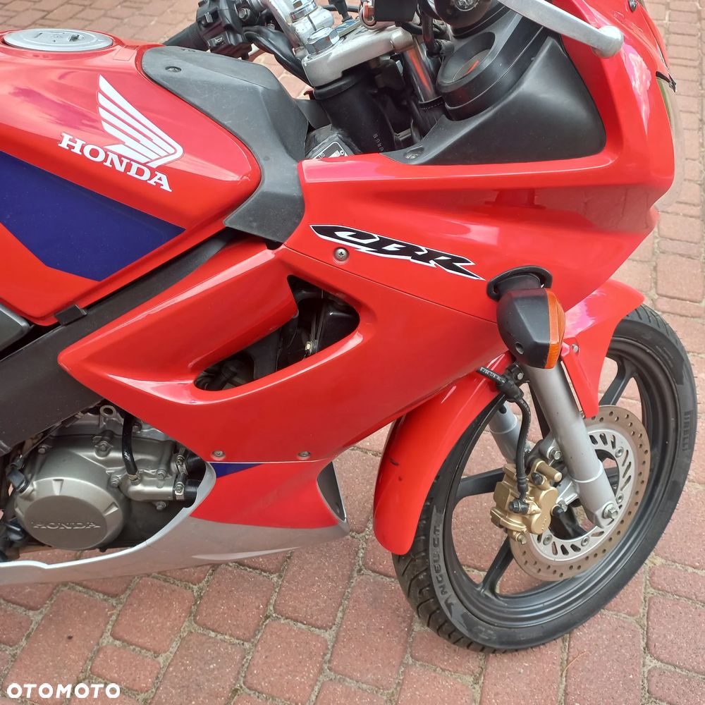 Honda CBR - 6