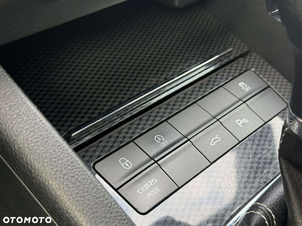 Skoda Octavia 2.0 TDI 4x4 RS DSG - 25