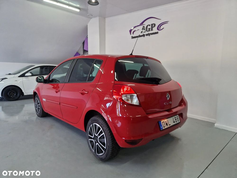 Renault Clio - 3