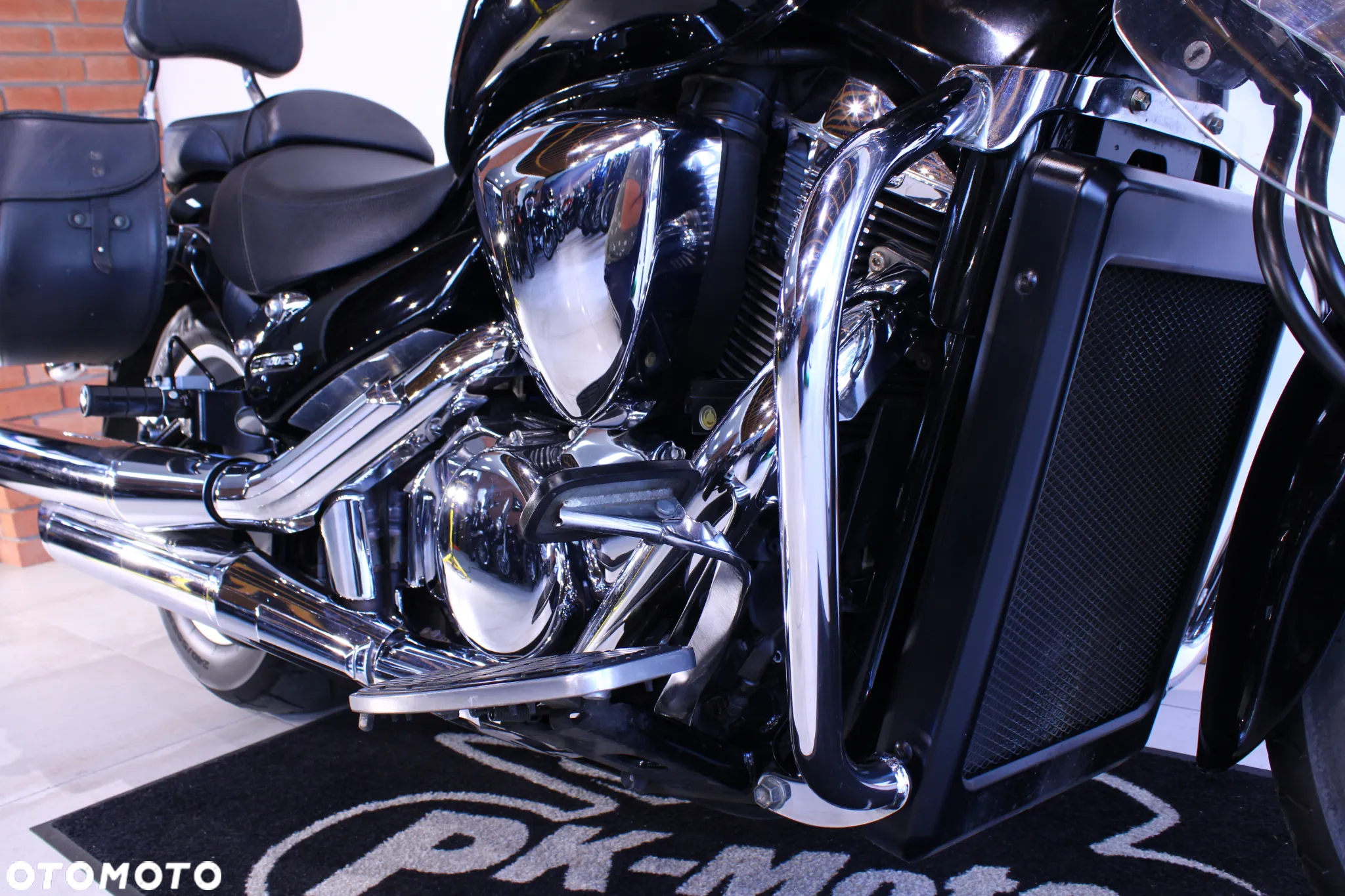 Suzuki Intruder - 20