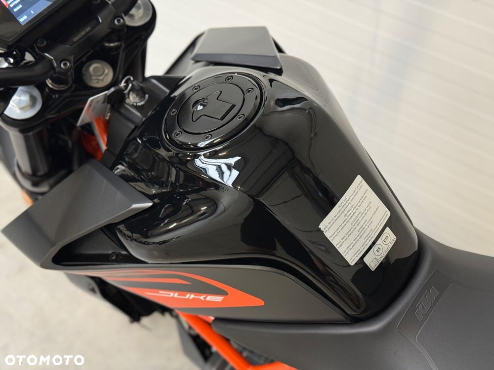 KTM Duke - 28