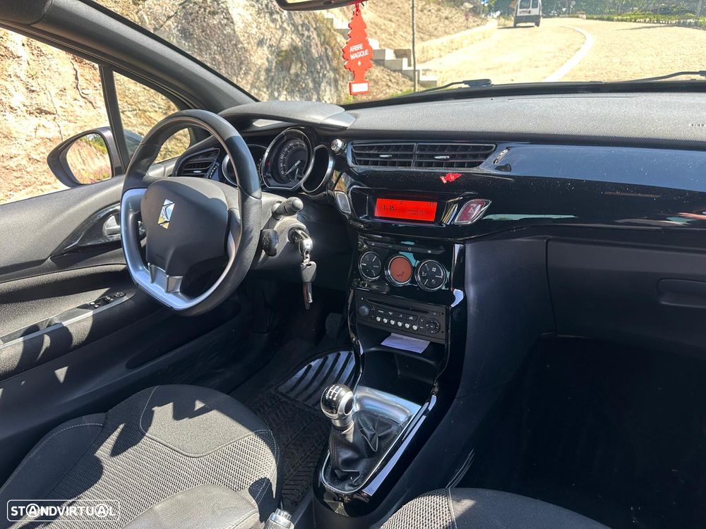 Citroën DS3 1.2 VTi Chic - 10