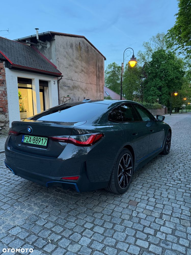 BMW i4 70.3kWh eDrive 35 - 18