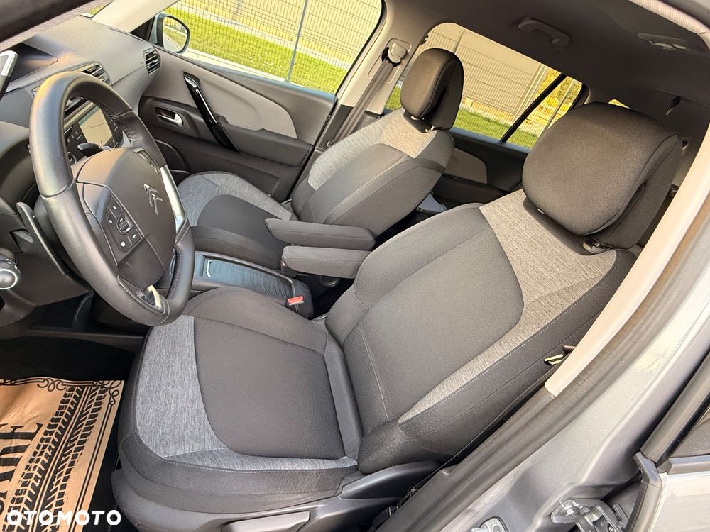 Citroën C4 SpaceTourer 1.6 PureTech More Life S&S EAT8 - 26